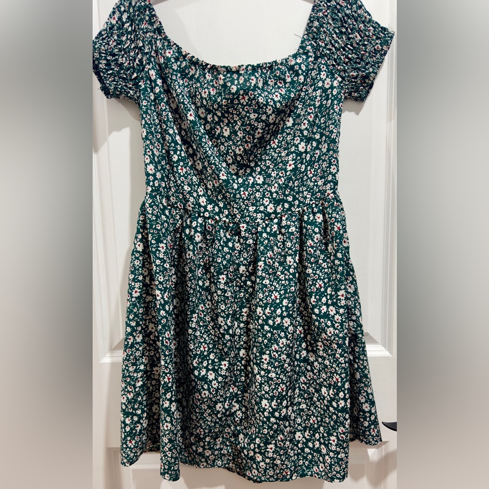Adorable Cottagecore Feminine Green Floral Dress for Summer/Picnic